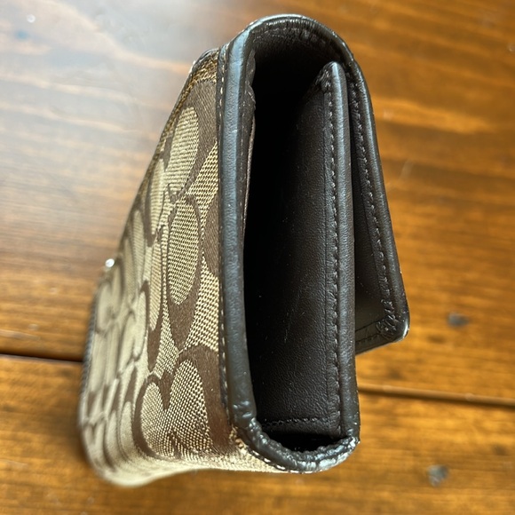 Coach Signature Trifold Wallet - Picture 13 of 16